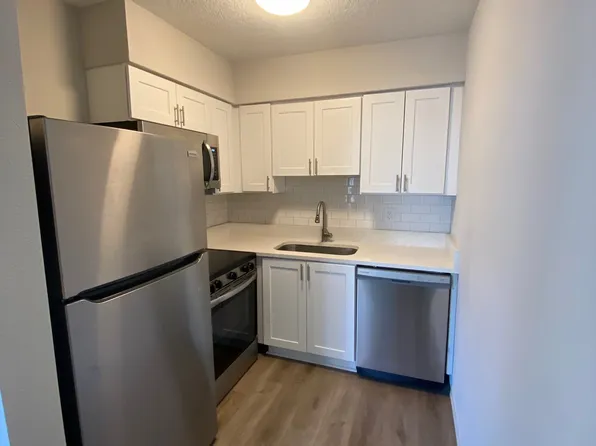 3216 W Deleon St #8, Tampa, FL 33609