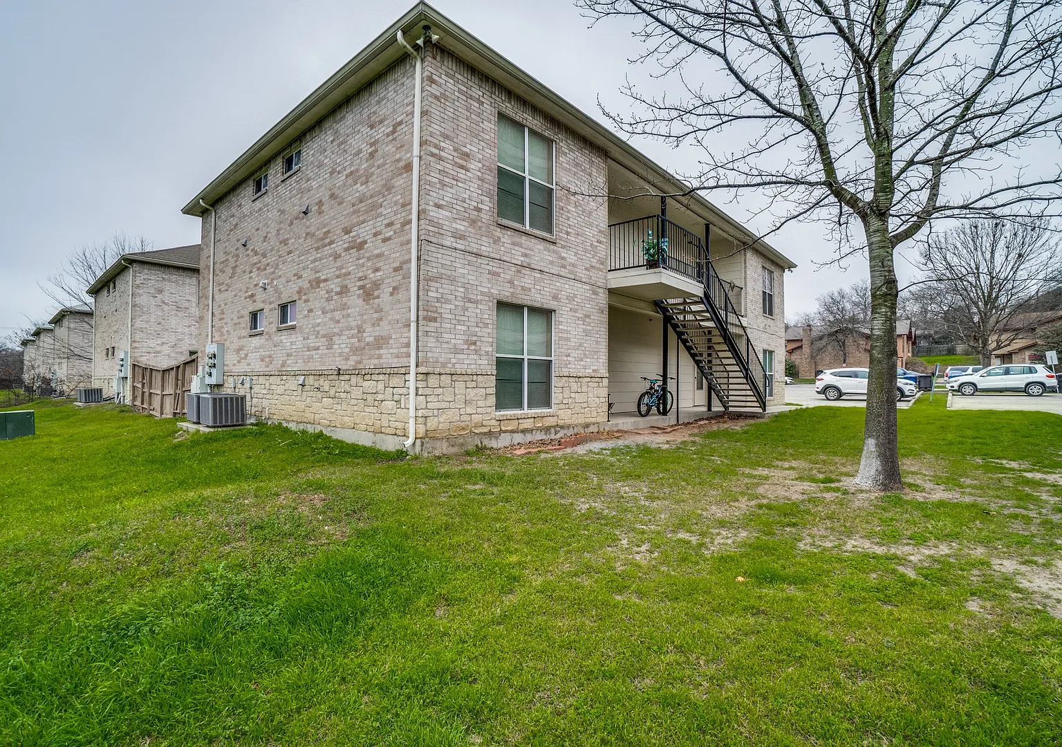 4923 Ali Ave — Photo 1