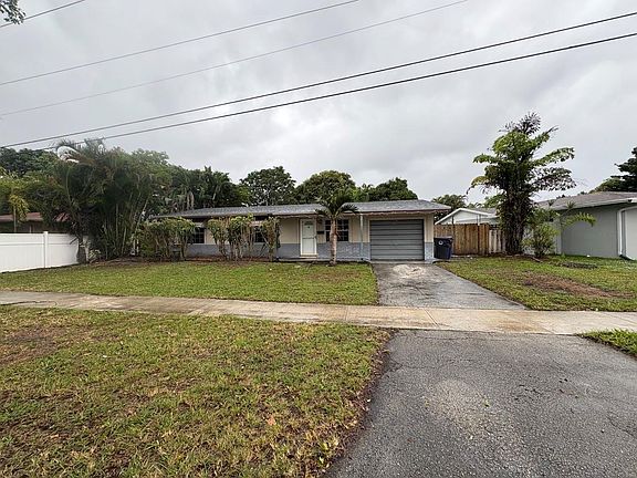 2nd image of 6502 Boulevard Of Champions