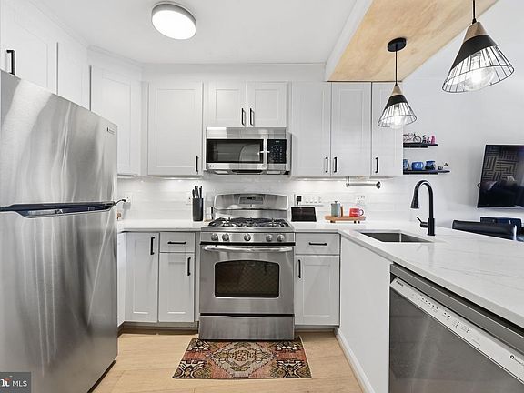 5th image of 1239 Vermont Ave NW APT 709