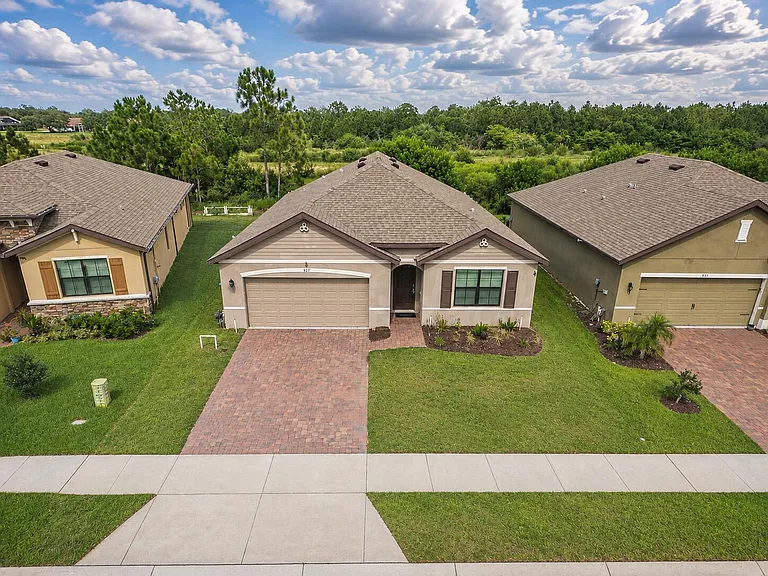 927 Remington Green Dr SE — Photo 8
