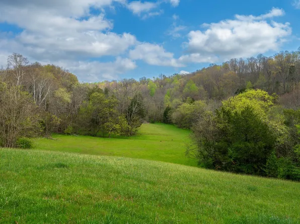 2882 Yokley Rd, Lynnville, TN 38472