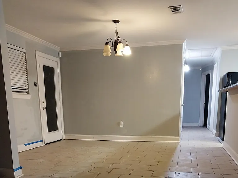 2434 Evanston St — Photo 4