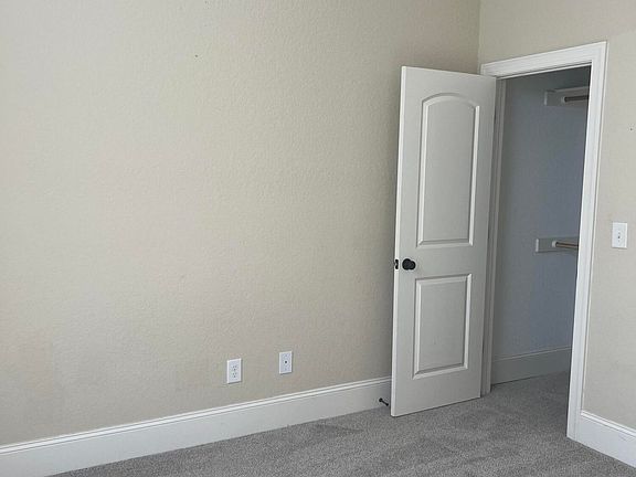 5th image of 1920 Leighton Dr #A