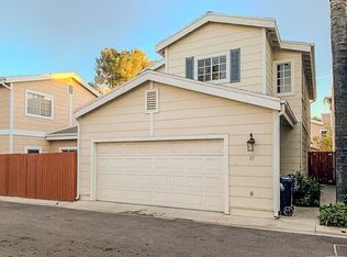 17726 Kinzie St UNIT 11, Northridge, CA 91325