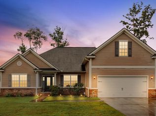 864 Forest St, Hinesville, GA 31313