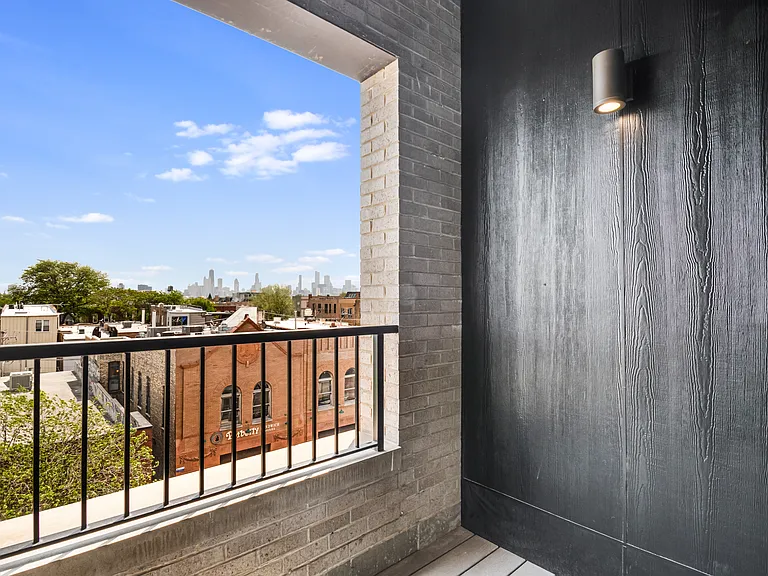 1628 N Damen Ave #401 — Photo 17