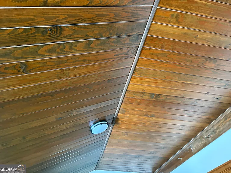 412 Hummingbird Way — Photo 14