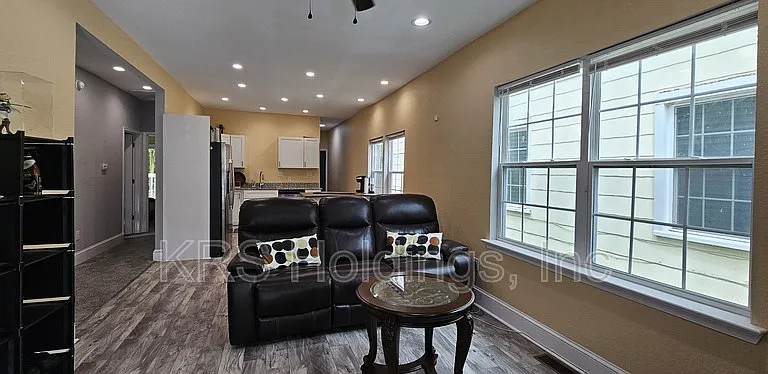 3117 Argonne Ave — Photo 3