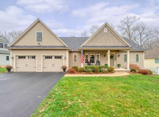 17 Red Bridge Ln, South Hadley, MA 01075