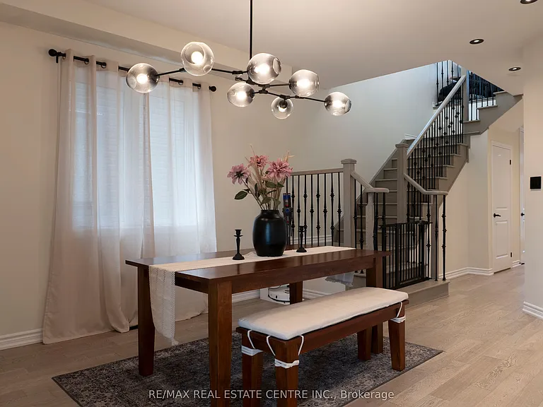 15 Cahill Dr — Photo 5