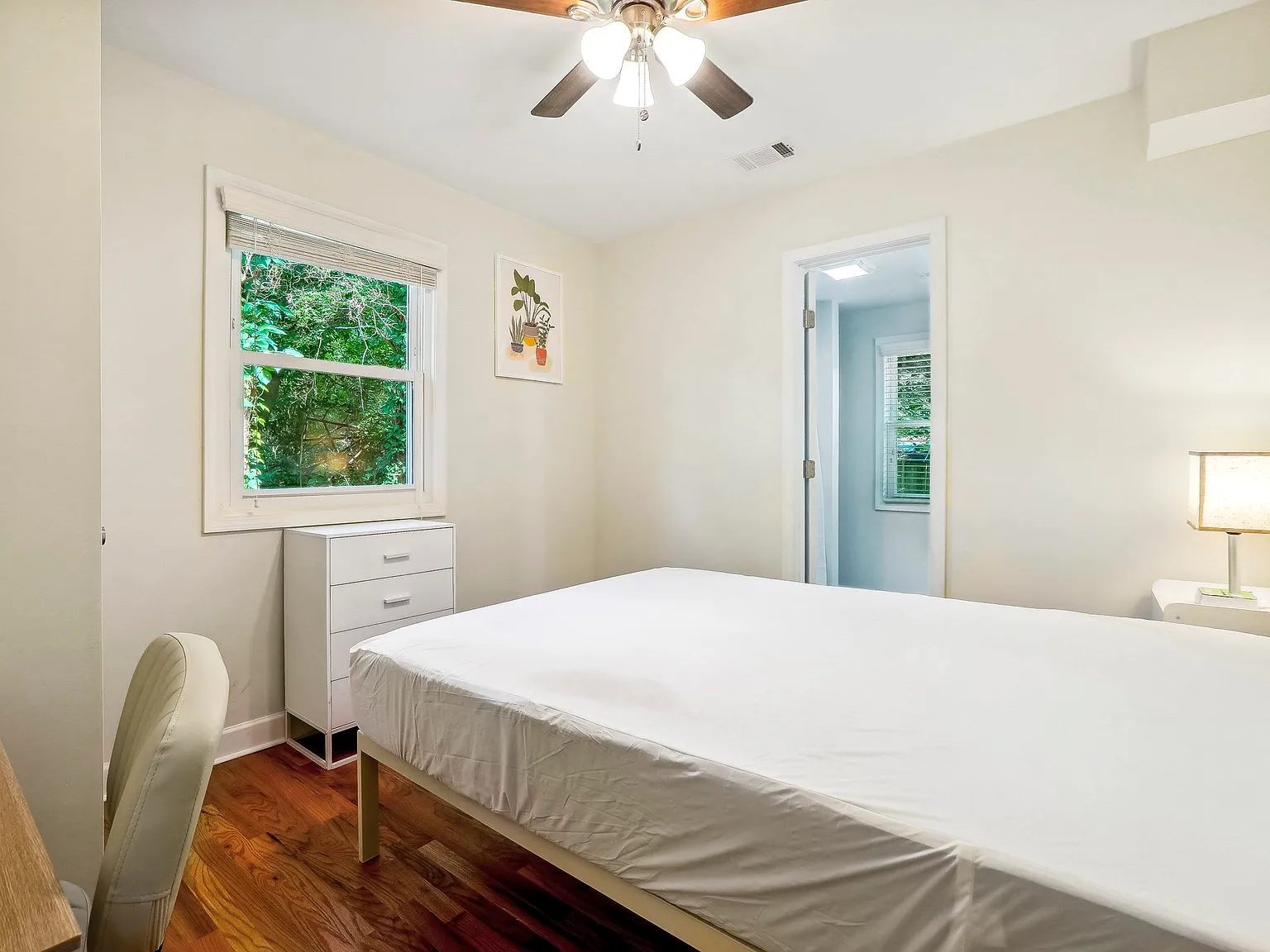4 bed, 6.0 bath, 3000 sqft, $953 — Photo 3