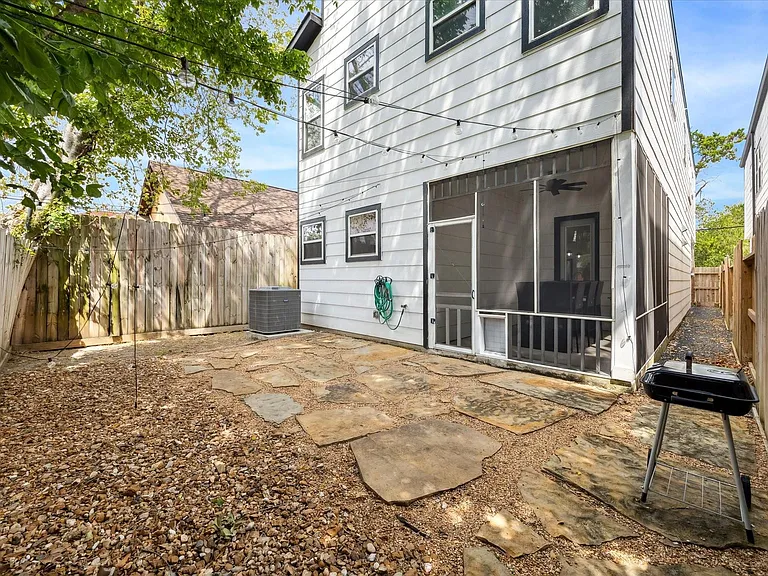 5021 Creekmont Dr — Photo 24