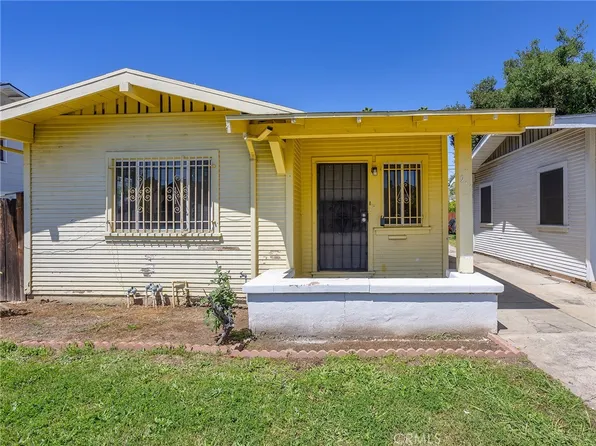 911 N Dos Robles Pl, Alhambra, CA 91801