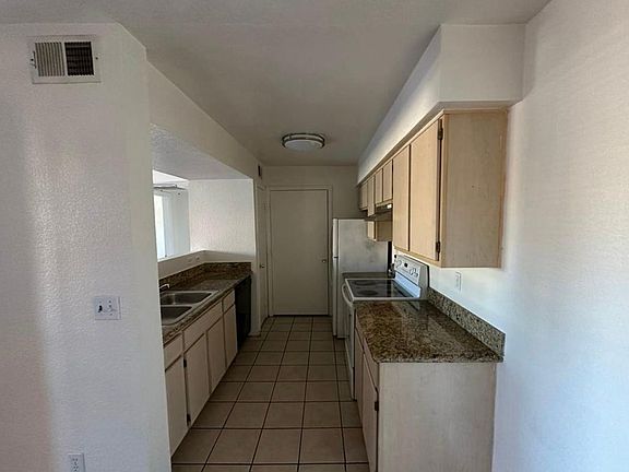 4th image of 8101 W Flamingo Rd Unit 1015