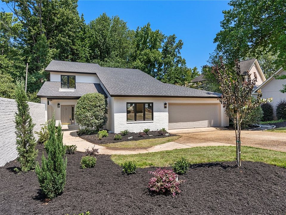 1st image of 202 Hidden Hills Dr