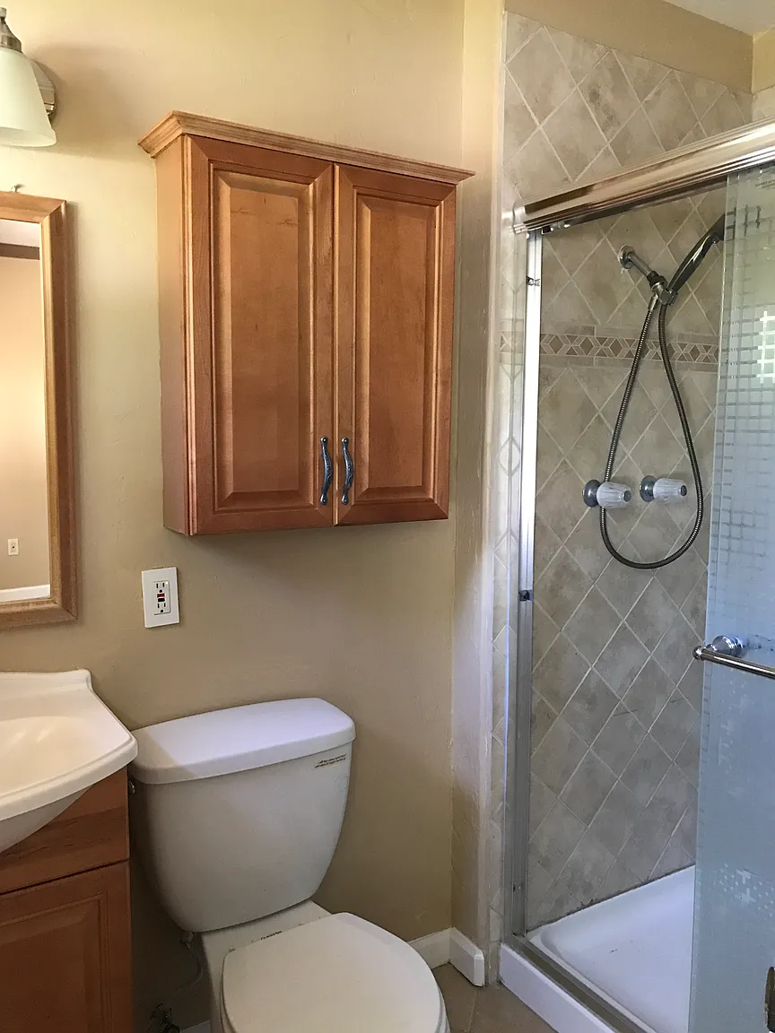 305 Georgiana Dr photo 1
