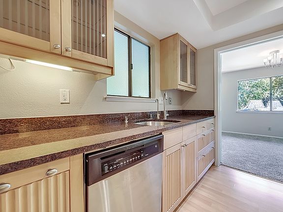 2nd image of 14333 Saratoga Ave APT 4