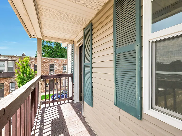 511 W Schirmer St #2F — Photo 35