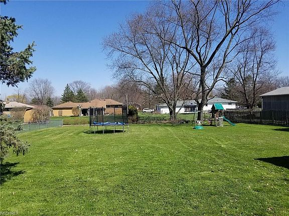 2nd image of 1305 Kent Dr