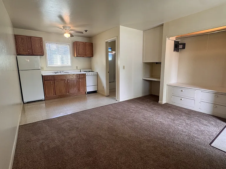 510 S Hays Ave #9 — Photo 3