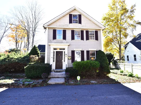 4 Smith Street, Stonington, CT 06372