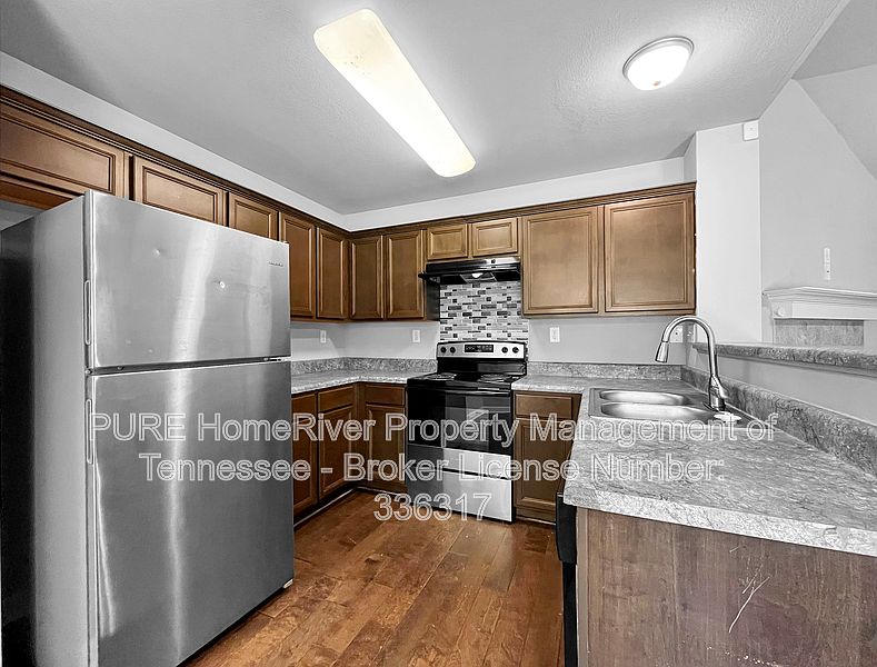 1st image of 3681 Jordan View Dr