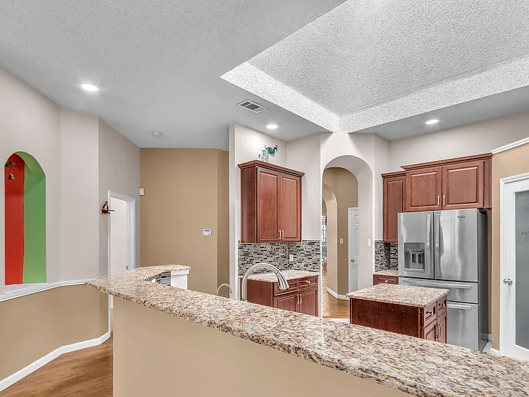 10809 River Oaks Dr — Photo 13