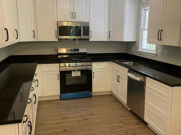 4546 Arbour Dr — Photo 3