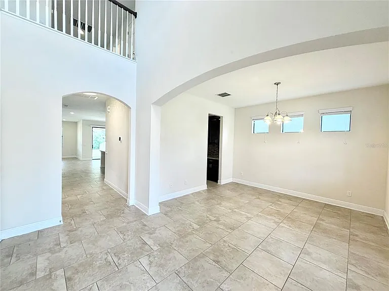 19522 Whispering Brook Dr — Photo 36