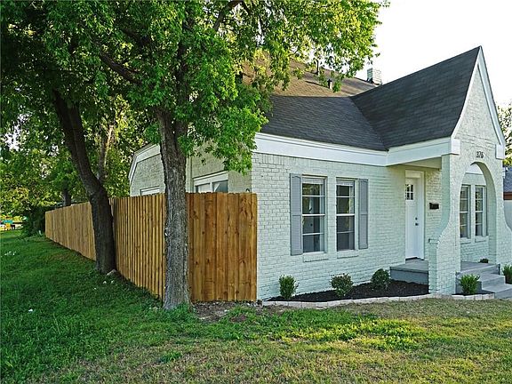 2nd image of 326 W Louisiana Ave