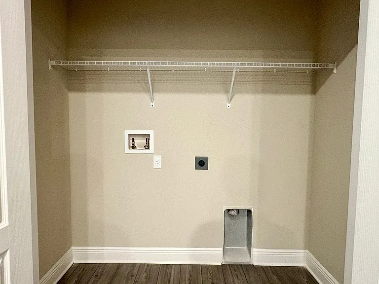 1718 Party Pl — Photo 13