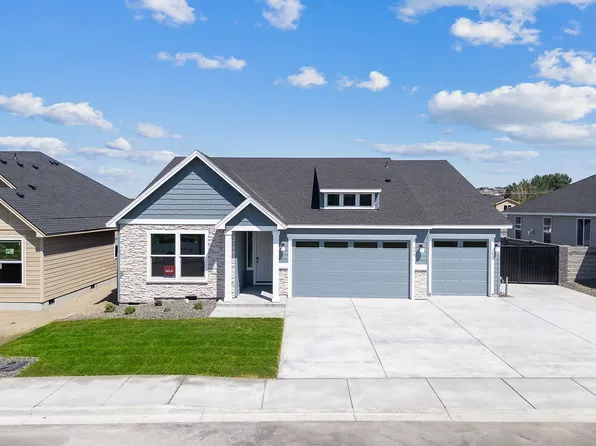 334 Snowgrass Ave, West Richland, WA 99353