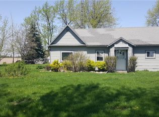 21005 Carter Rd, Bowling Green, OH 43402