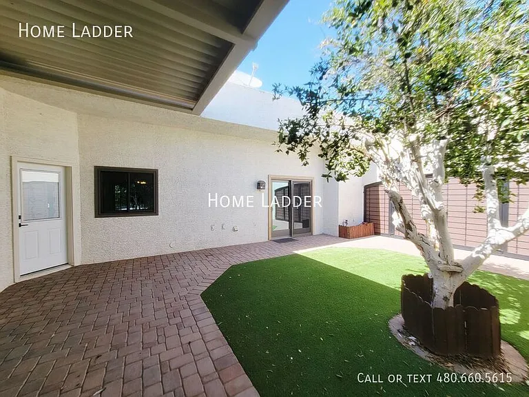 2514 N 62nd St — Photo 40