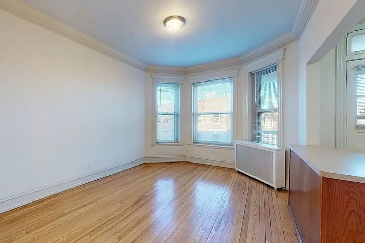 5623 S. Dorchester — Photo 17