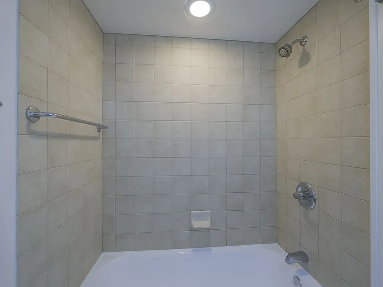 800 4th St SW #N518 — Photo 18