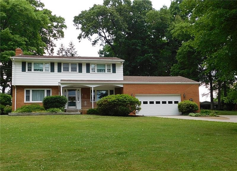 1st image of 121 Iroquois Dr