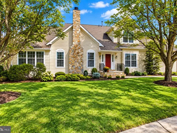 20135 Valhalla Sq, Ashburn, VA 20147