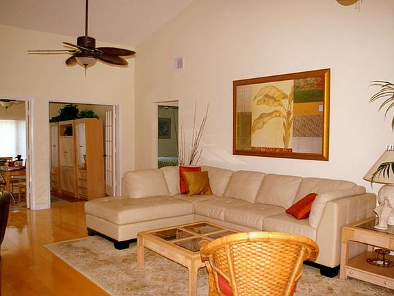 5th image of 715 Marco Dr NE