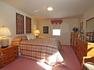 6 Rossmore Ter, Livingston, NJ 07039