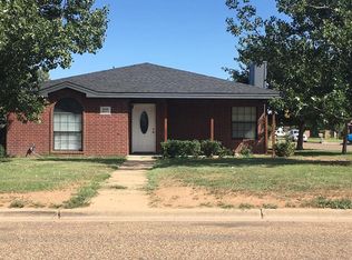 2600 Mesa Dr, Plainview, TX 79072