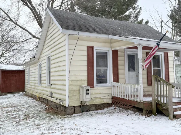 534 Forest St, Charlotte, MI 48813