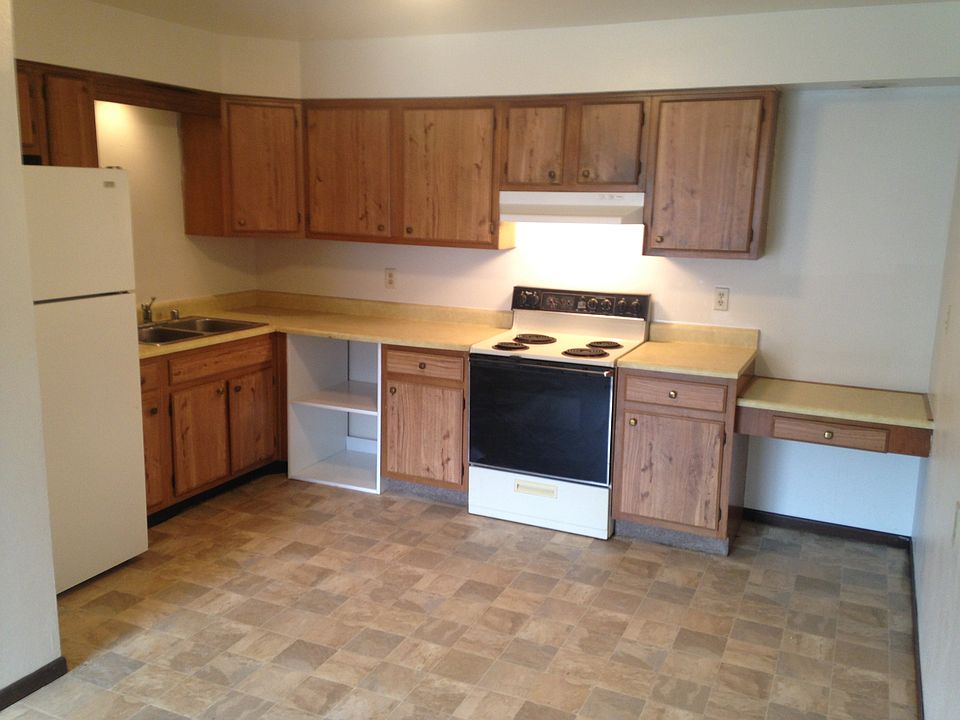 1st image of 4970 Hampshire Close APT 7