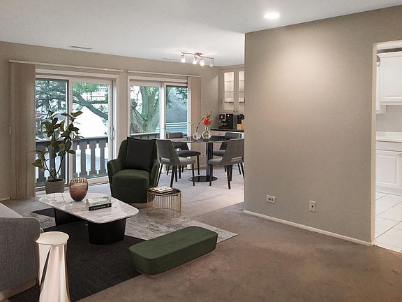3rd image of 1223 Sandhurst Ct Unit B2
