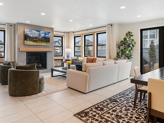 5th image of 11617 S Wildrye Field Way
