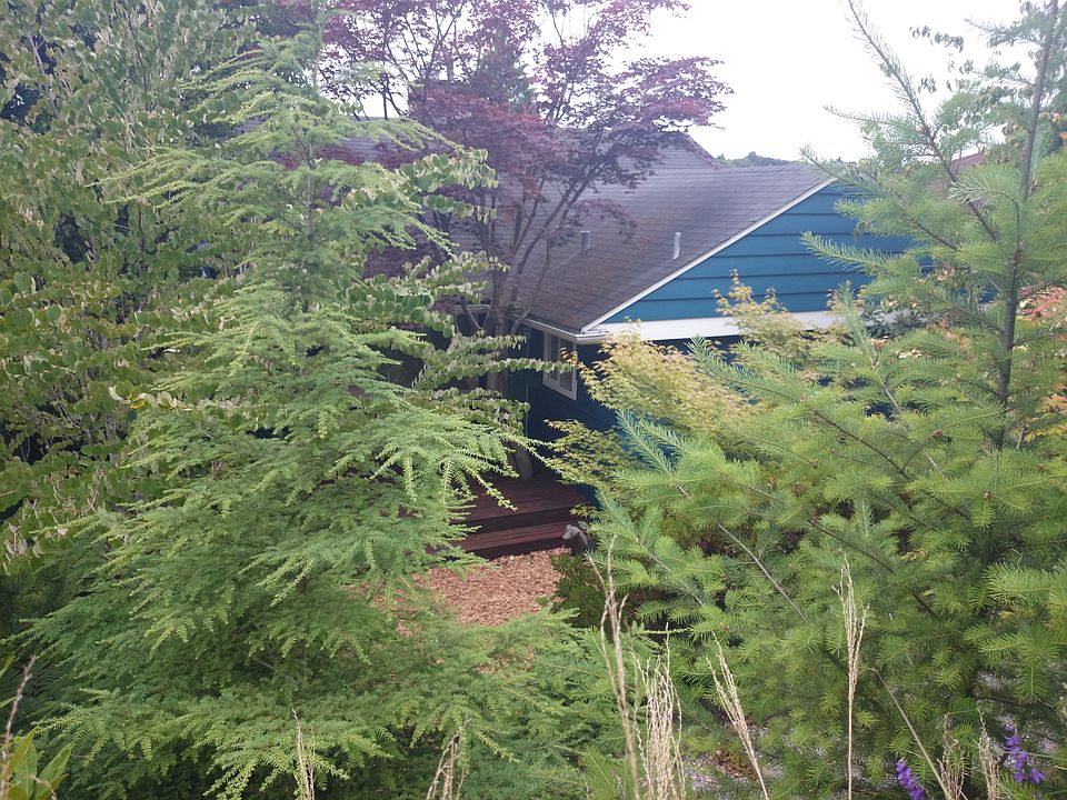 2nd image of 3239 31st Ave W