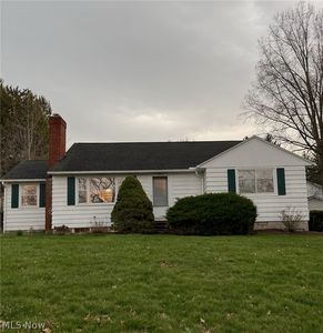 9041 Westfield Rd, Seville, OH, 44273
