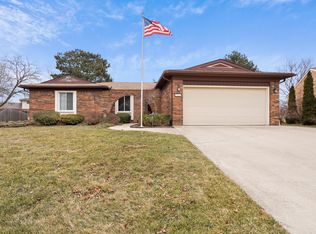 7004 Epping Ct, Canton, MI 48187