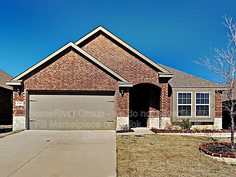 3 bed, 2.0 bath, 1664 sqft, $2,300 — Photo 2